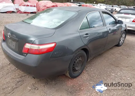 2007 Toyota Camry Le z USA, uszkodzony, nr VIN 4T1BE46K07U513628